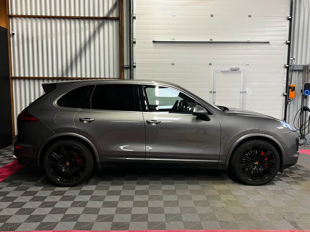 Cayenne 4.8 V8 520 ch Turbo Tiptronic A 2015 occasion 49100 Angers