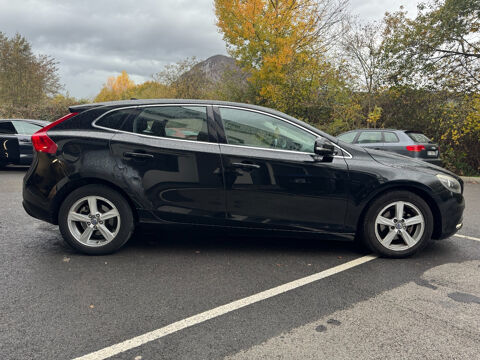 V40 Business D2 115 Momentum Business 2014 occasion 74330 POISY