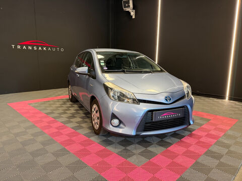 Toyota yaris HYBRIDE 100h Dynamic