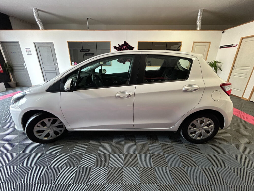 Yaris Pro 110 VVT-i France Connect 2020 occasion 34500 B&eacute;ziers