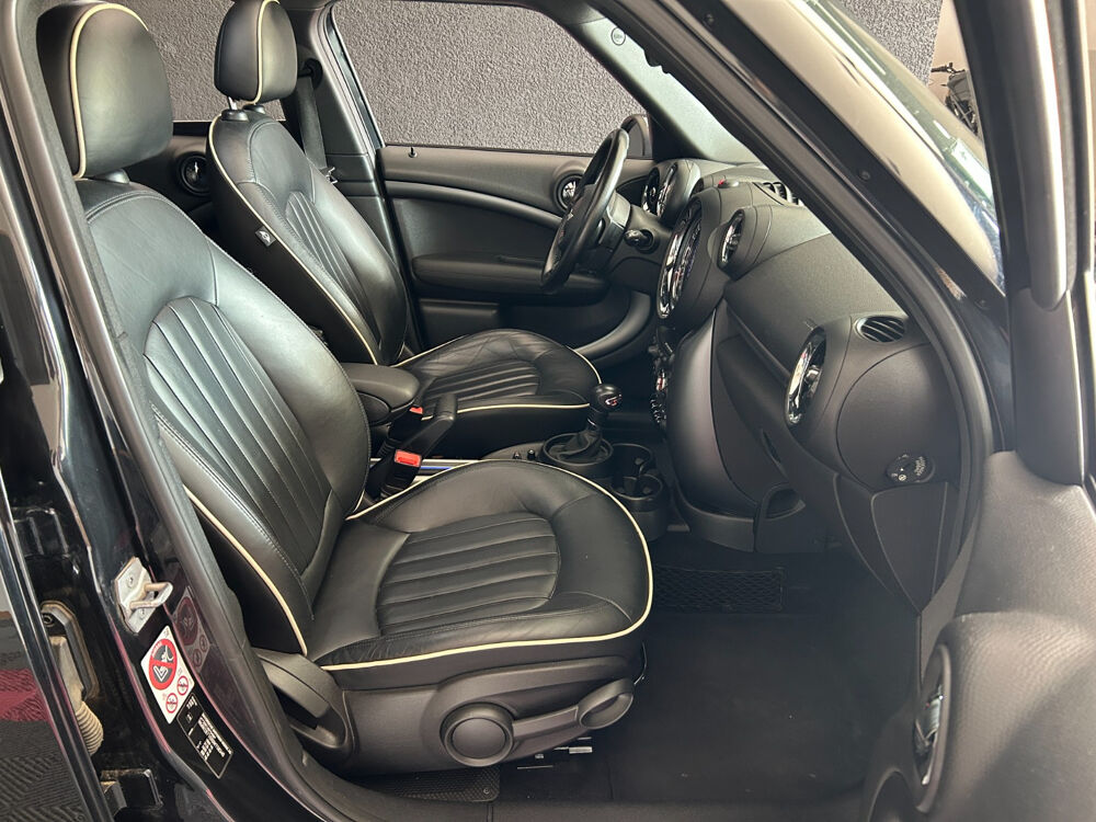 Countryman 143 ch Cooper SD Finition Red Hot Chili A 2016 occasion 34500 B&eacute;ziers