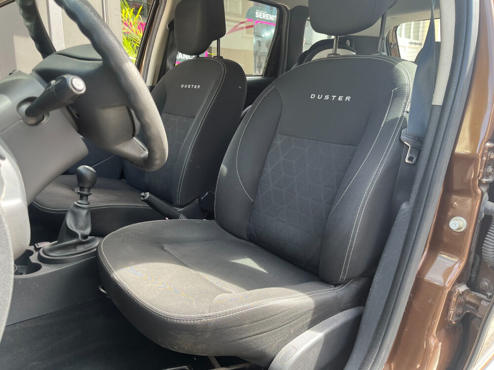 Duster 1.5 dCi 110 4x4 Laur&eacute;ate 2015 occasion 59400 CAMBRAI