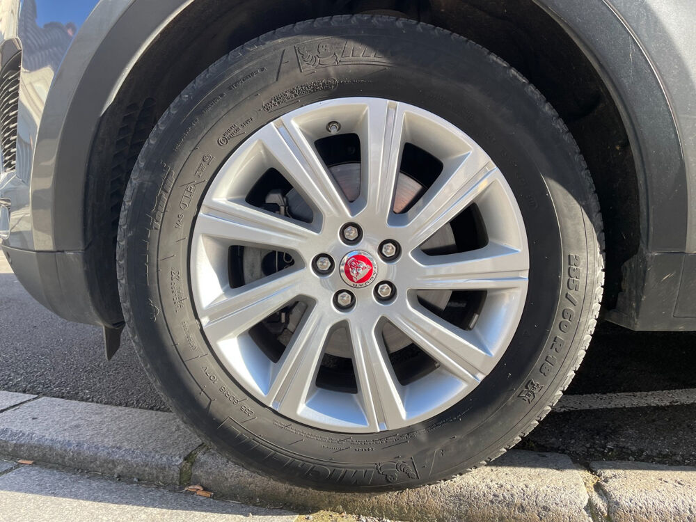 E-PACE E-Pace 2.0 D - 150 ch AWD BVA R-Dynamic S 2019 occasion 59400 CAMBRAI