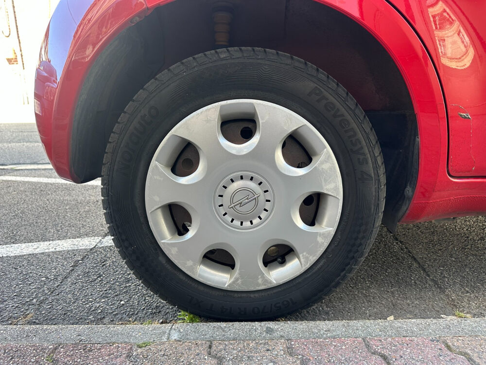 Agila 1.0 - 65 ch ecoFLEX Essentia 2009 occasion 59400 CAMBRAI