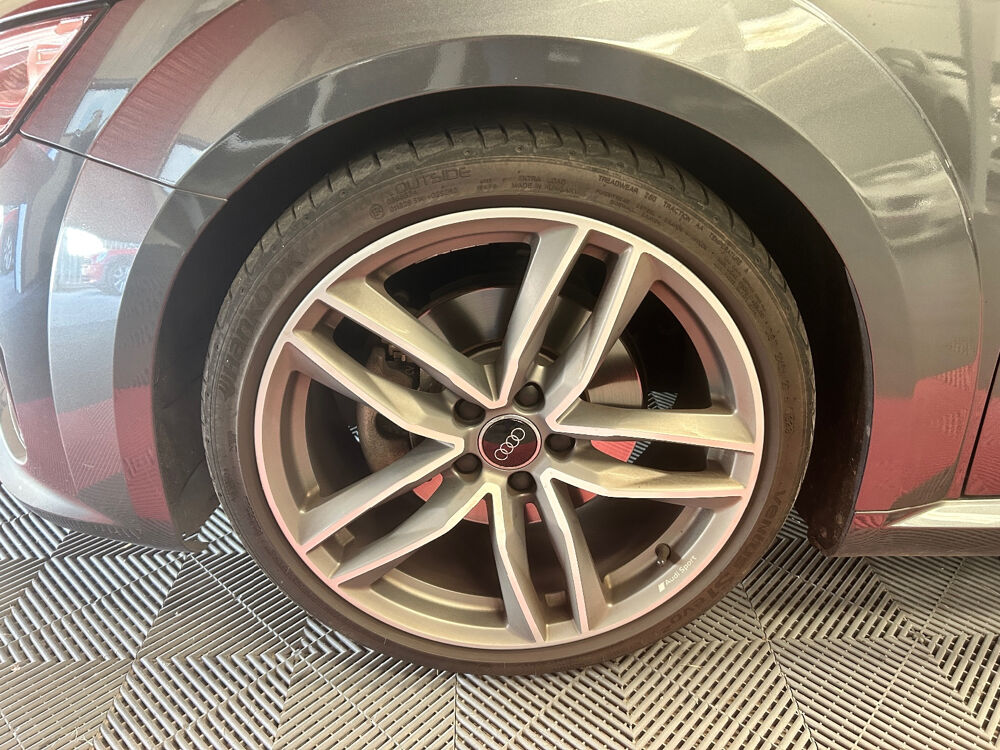 TT Coup&eacute; 1.8 TFSI 180 S tronic 7 S line 2017 occasion 85300 Challans