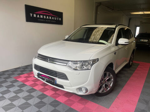 Mitsubishi Outlander 2.0I 200 PHEV 4WD Intense 2015 occasion Challans 85300