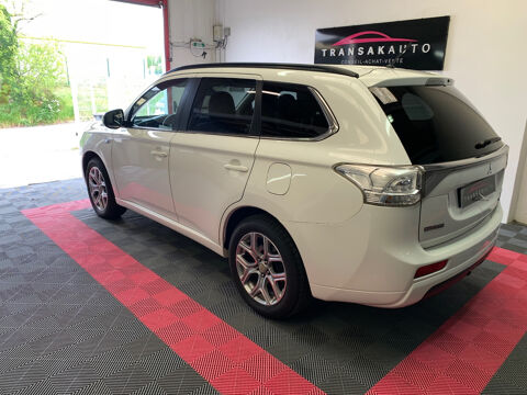 Outlander 2.0I 200 PHEV 4WD Intense 2015 occasion 85300 Challans