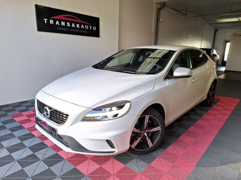 Volvo V40 T2 122 ch Geartronic 6 R-DESIGN 2020 occasion Challans 85300