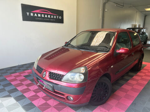 Renault Divers 1.4 i 2003 occasion Challans 85300