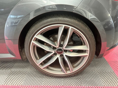 TT Coup&eacute; 1.8 TFSI 180 S tronic 7 S line 2017 occasion 85300 Challans
