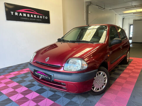 Renault Clio II Clio 1.2i RTE 1999 occasion Challans 85300