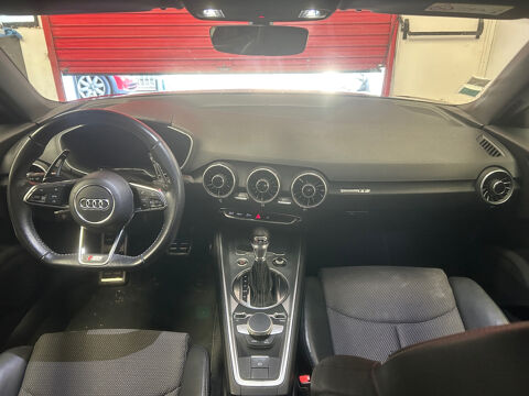 TT Coup&eacute; 1.8 TFSI 180 S tronic 7 S line 2017 occasion 85300 Challans