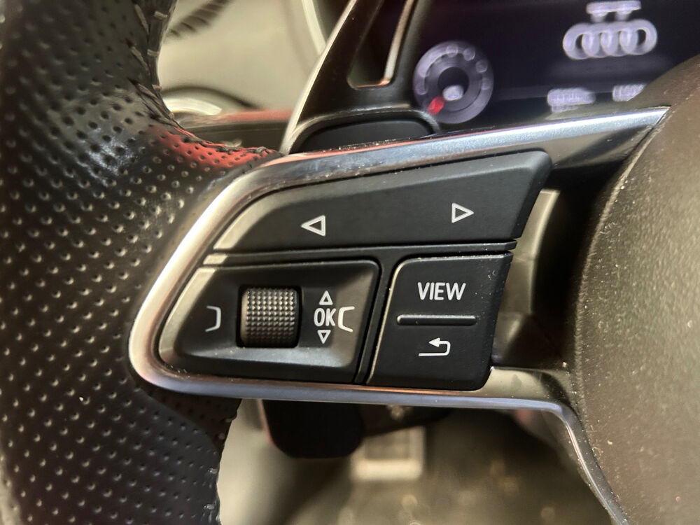 TT Coup&eacute; 1.8 TFSI 180 S tronic 7 S line 2017 occasion 85300 Challans