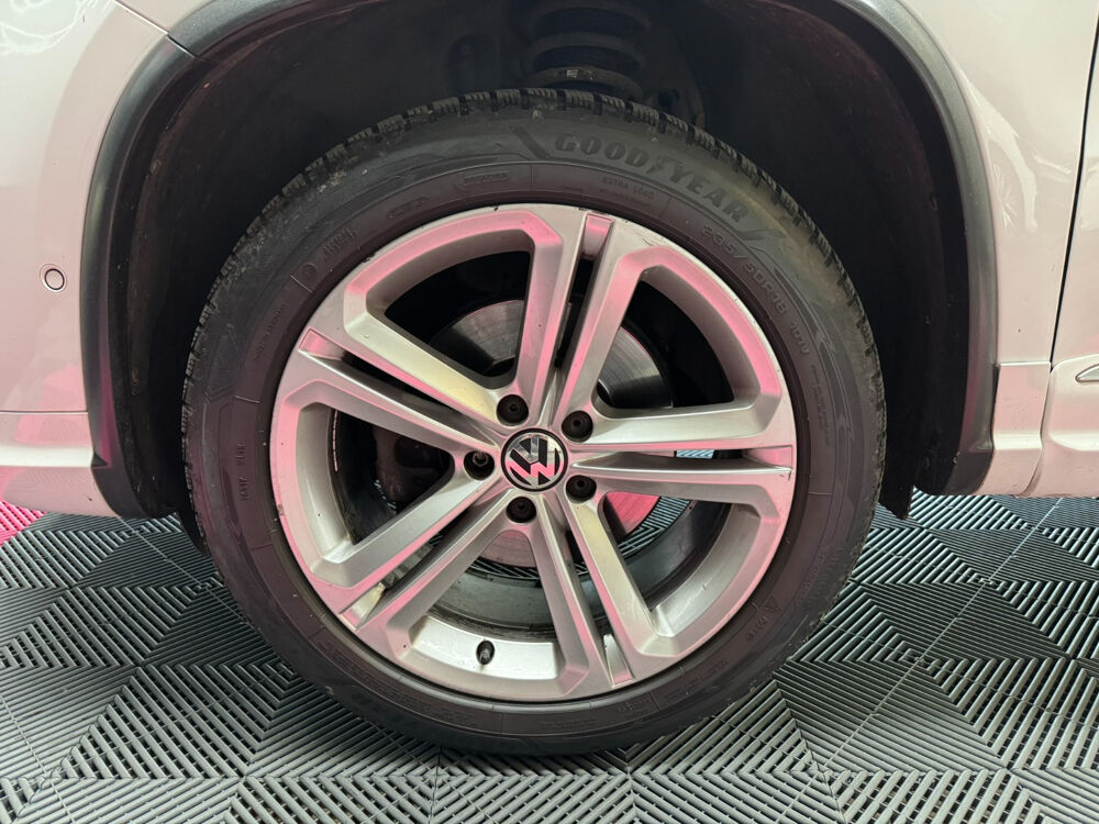 Tiguan 2.0 TDI 184 FAP BlueMotion Technology S&eacute;rie Sp&eacute;ciale 2016 occasion 73000 Chamb&eacute;ry