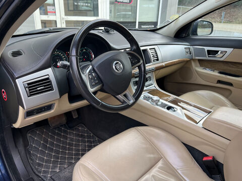 XF V6 3.0 D - 240 FAP Luxe A 2012 occasion 73000 Chamb&eacute;ry