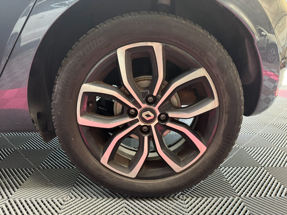 Clio IV Clio TCe 90 E6C Intens 2018 occasion 73000 Chamb&eacute;ry