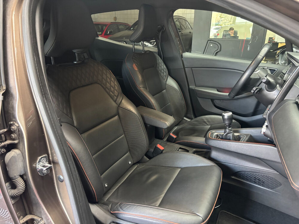 Clio V Clio TCe 100 Initiale Paris 2019 occasion 73000 Chamb&eacute;ry