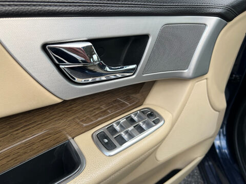 XF V6 3.0 D - 240 FAP Luxe A 2012 occasion 73000 Chamb&eacute;ry