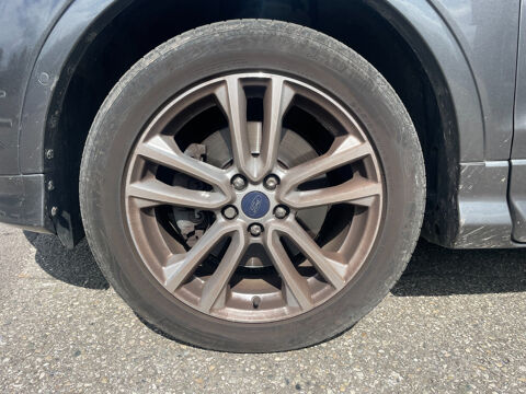 Kuga 2.0 TDCi 180 S&S 4x4 Titanium Powershift A 2016 occasion 73000 Chamb&eacute;ry