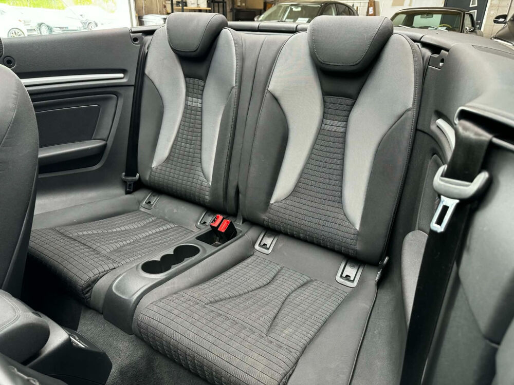 A3 Cabriolet 1.6 TDI 110 Ambition 2015 occasion 73000 Chamb&eacute;ry