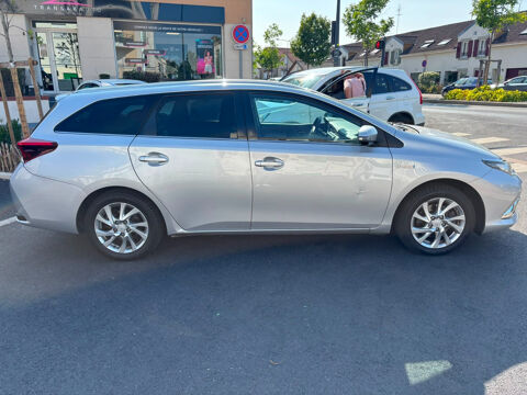 Auris Touring Sports Hybride 136h Dynamic 2015 occasion 77177 BROU SUR CHANTEREINE