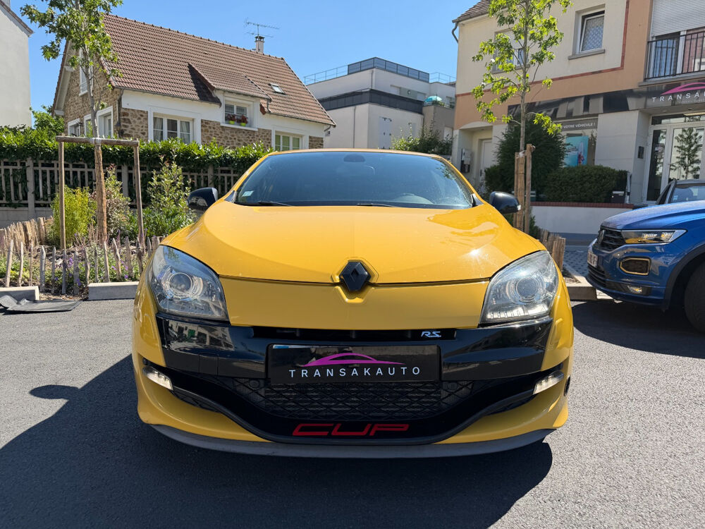 M&eacute;gane III Coup&eacute; 2.0 16V 250 RS 2012 occasion 77177 BROU SUR CHANTEREINE