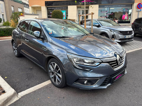 Renault megane iv BERLINE dCi 130 Energy Intens