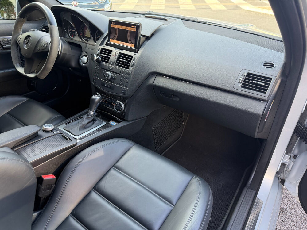 Classe C 63 AMG Performance 6.2 V8 W204 7G-Tronic 2009 occasion 77177 BROU SUR CHANTEREINE