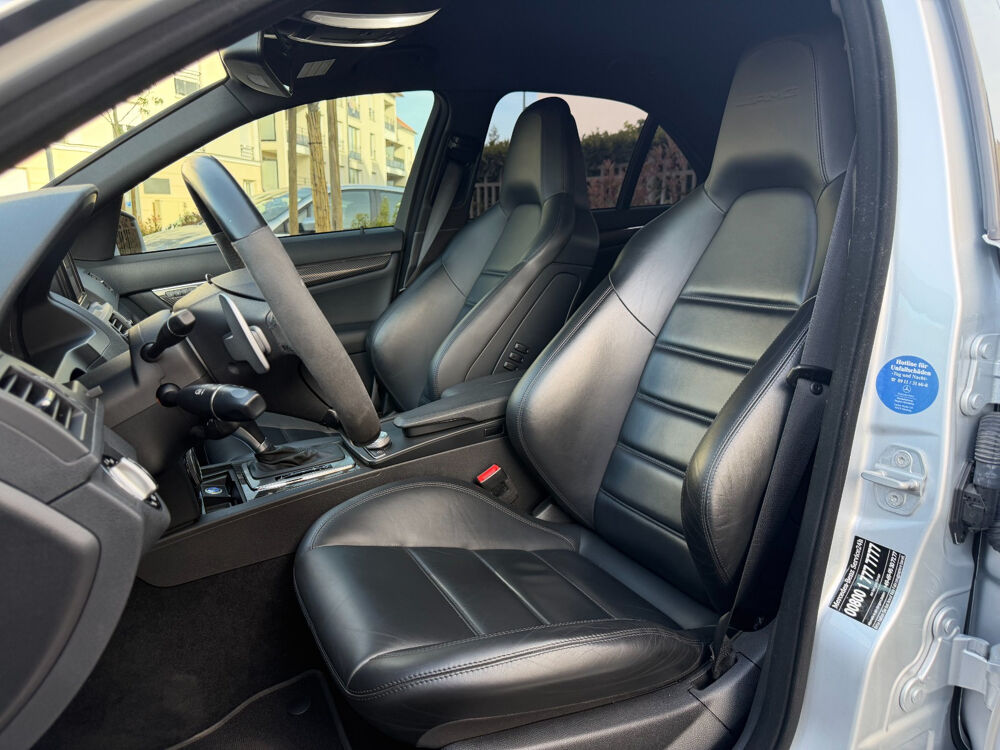 Classe C 63 AMG Performance 6.2 V8 W204 7G-Tronic 2009 occasion 77177 BROU SUR CHANTEREINE