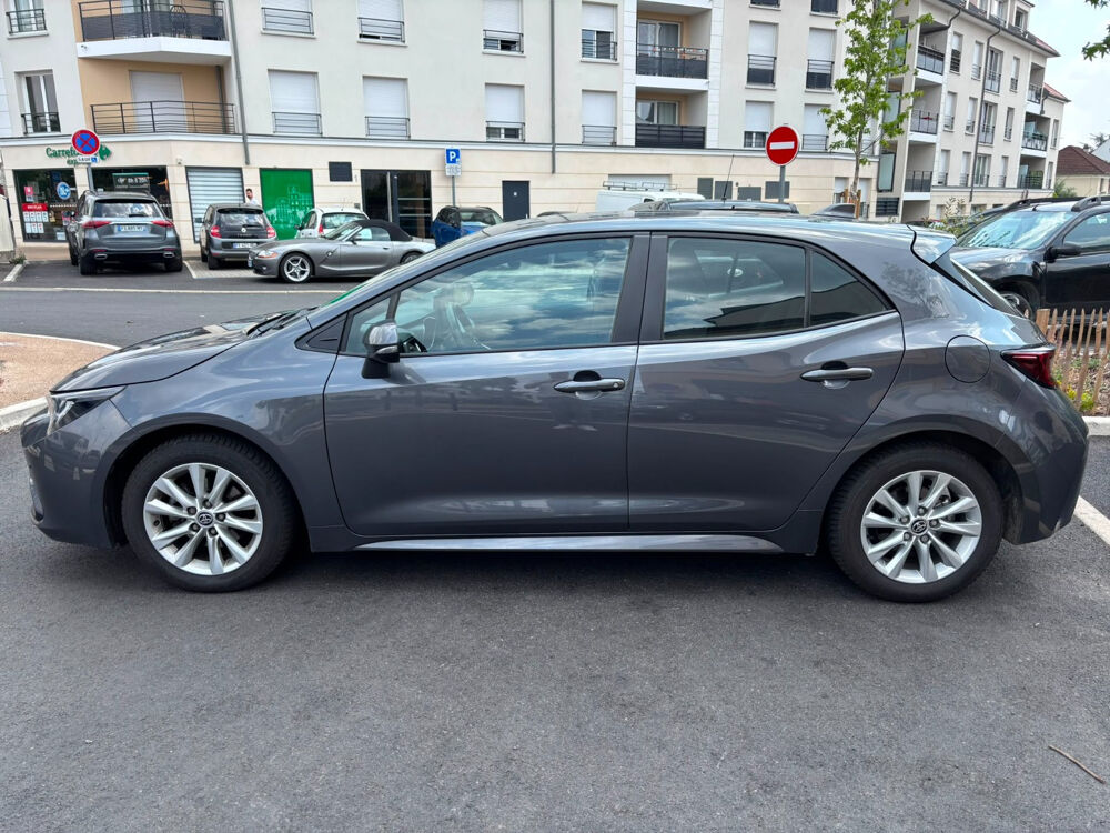 Corolla Hybride 140ch Dynamic 2024 occasion 77177 BROU SUR CHANTEREINE