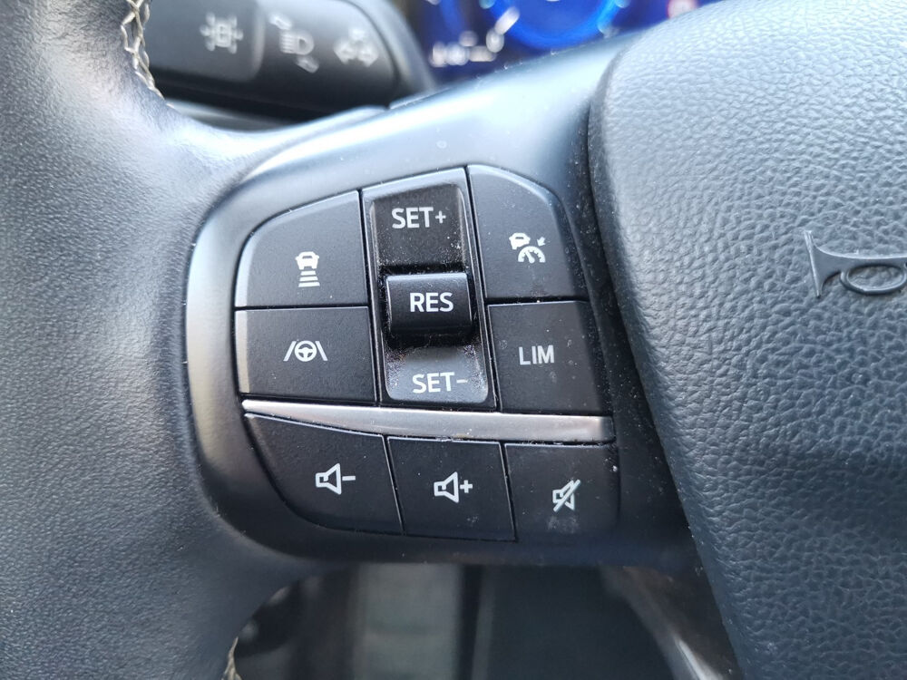 Kuga 2.5 Duratec 225 ch PowerSplit PHEV e-CVT S&S Vignale 2021 occasion 77177 BROU SUR CHANTEREINE