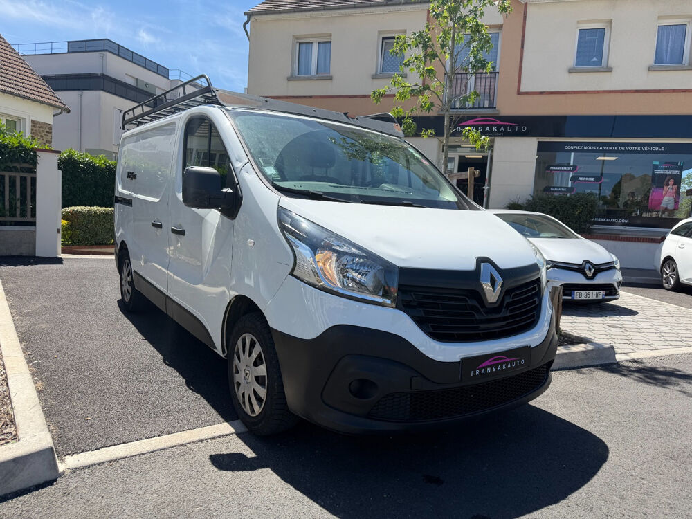 Trafic TRAFIC FGN L1H1 1000 KG DCI 95 E6 CONFORT 2017 occasion 77177 BROU SUR CHANTEREINE