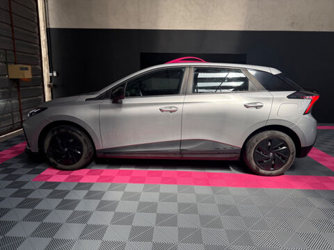 MG4 EV 51kWh - 125 kW 2WD Standard 2023 occasion 50100 Cherbourg-en-Cotentin