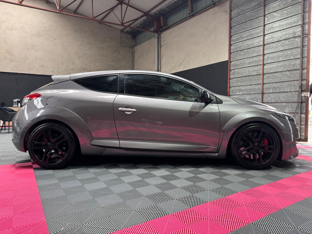 M&eacute;gane III Coup&eacute; 2.0 16V 250 RS 2011 occasion 50100 Cherbourg-en-Cotentin