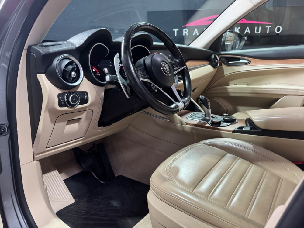 Stelvio 2.0T 280 ch Q4 AT8 Super 2018 occasion 50100 Cherbourg-en-Cotentin