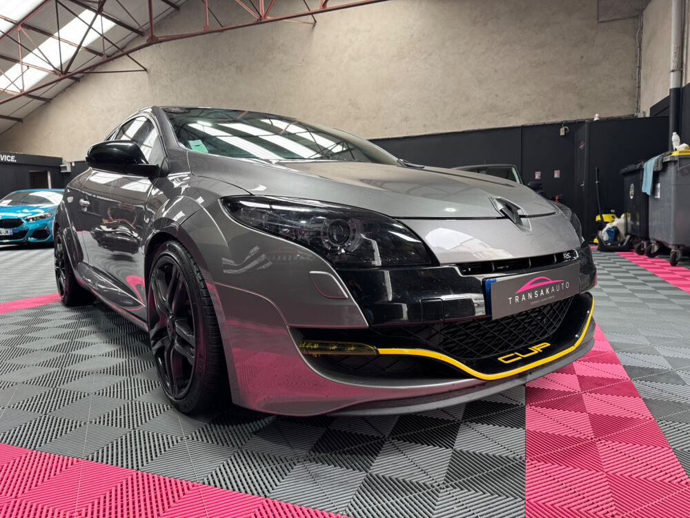 M&eacute;gane III Coup&eacute; 2.0 16V 250 RS 2011 occasion 50100 Cherbourg-en-Cotentin