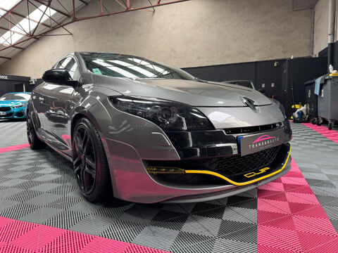 M&eacute;gane III Coup&eacute; 2.0 16V 250 RS 2011 occasion 50100 Cherbourg-en-Cotentin