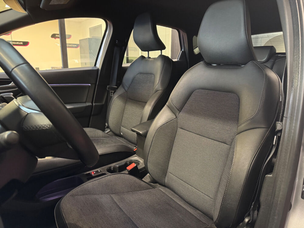 Captur E-Tech hybride 145 Rive Gauche 2022 occasion 76200 DIEPPE
