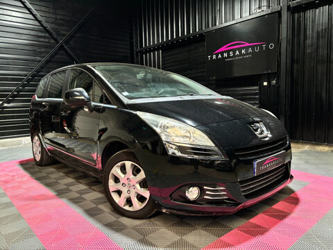 Peugeot 5008 1.6 HDi 110ch FAP BVM6 Premium 5 Places