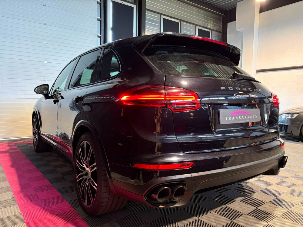 Cayenne 4.8 V8 520 ch Turbo Tiptronic A 2016 occasion 77250 Moret Loing Orvannes