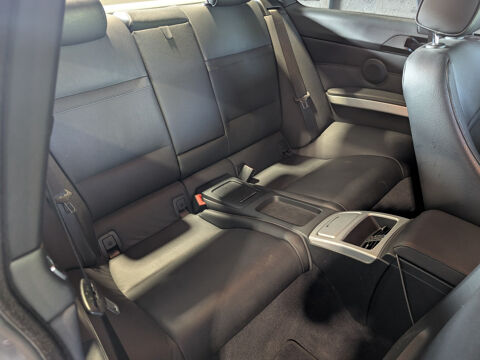S&eacute;rie 3 Coup&eacute; 325d 204ch Sport Design 2010 occasion 77250 Moret Loing Orvannes