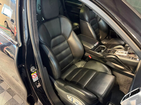 Cayenne 4.8 V8 520 ch Turbo Tiptronic A 2016 occasion 77250 Moret Loing Orvannes