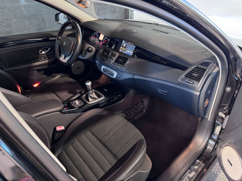 Laguna III Laguna 2.0 dCi 130 Energy eco2 Bose Edition 2014 occasion 77250 Moret Loing Orvannes