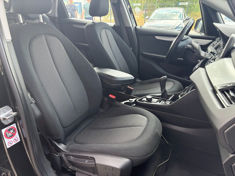 Serie 2 Active Tourer 218d xDrive 150 ch Lounge 2017 occasion 67590 SCHWEIGHOUSE-SUR-MODER