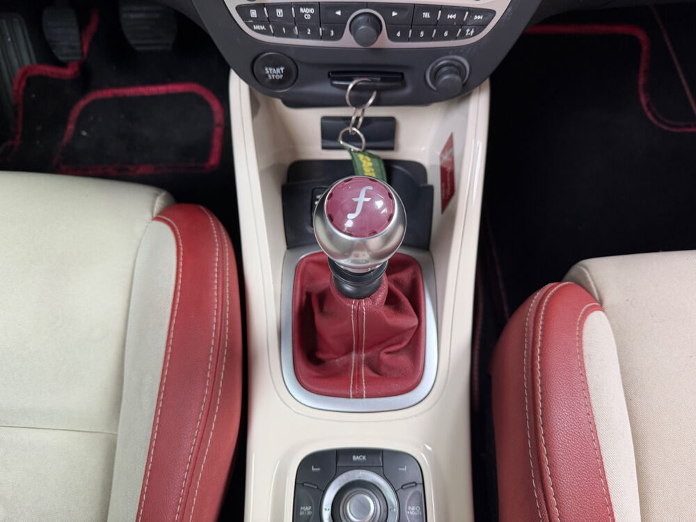 M&eacute;gane III CC dCi 130 FAP Floride Euro 5 2011 occasion 17139 Dompierre-sur-Mer