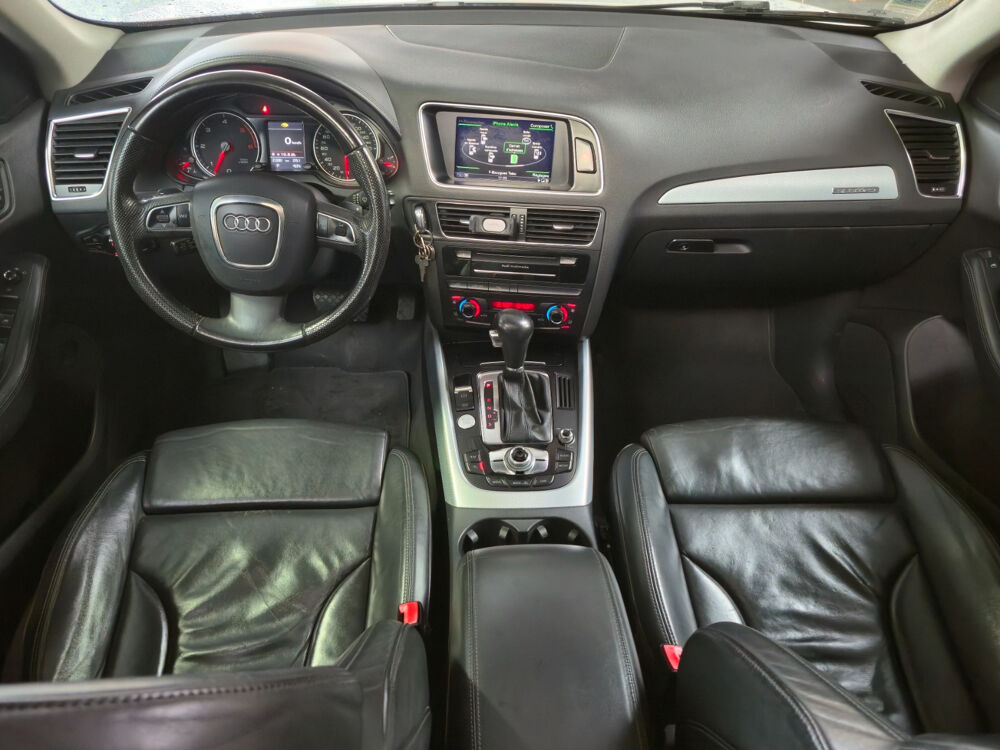 Q5 V6 3.0 TDI 240 DPF Quattro Avus S tronic 7 2009 occasion 17139 Dompierre-sur-Mer
