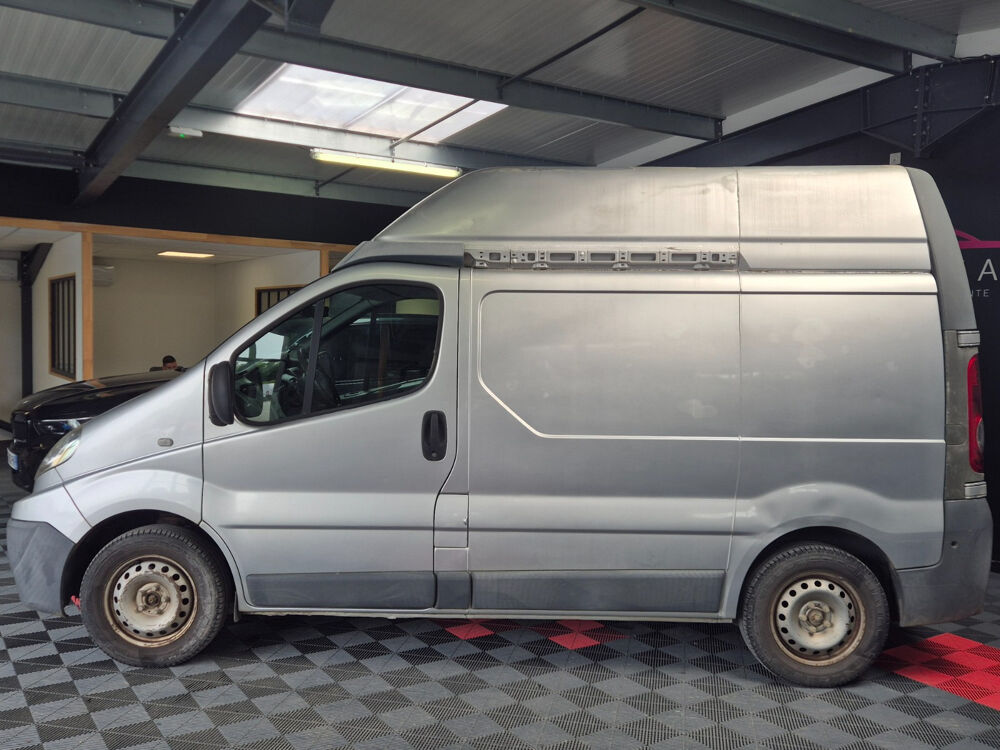 Trafic TRAFIC FGN 2.0 DCI 90 L1H2 1200 KG CONFORT 2010 occasion 17139 Dompierre-sur-Mer