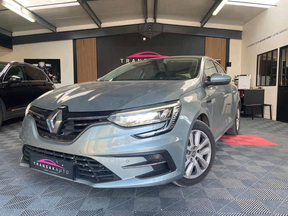 Megane IV M&eacute;gane IV Berline Blue dCi 115 EDC Business 2021 occasion 17139 Dompierre-sur-Mer