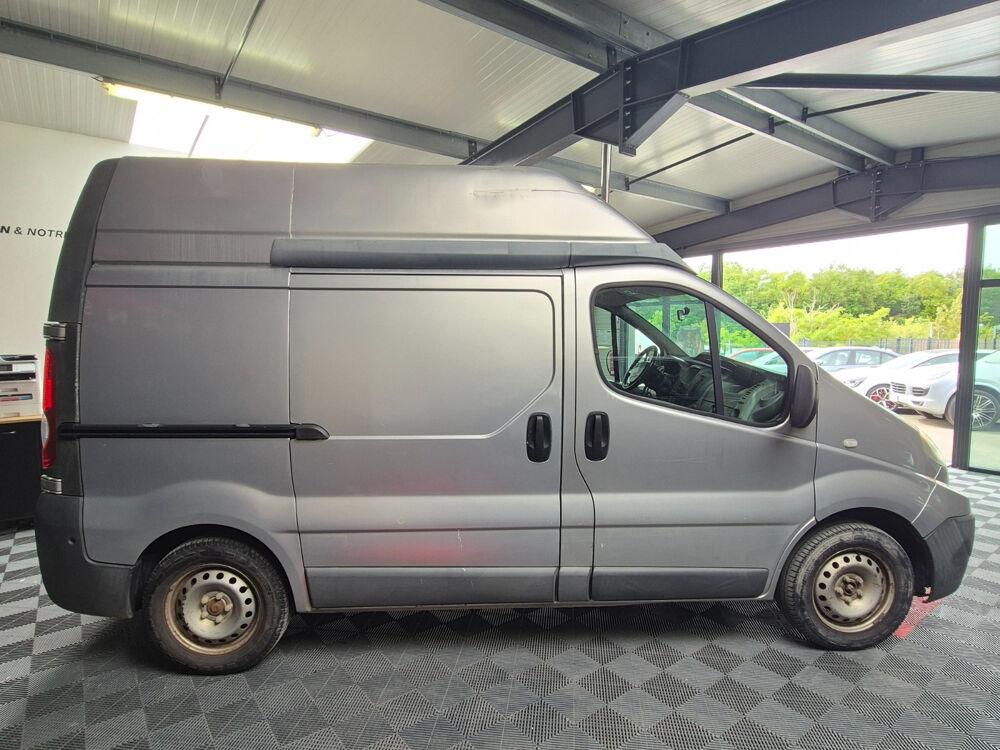 Trafic TRAFIC FGN 2.0 DCI 90 L1H2 1200 KG CONFORT 2010 occasion 17139 Dompierre-sur-Mer
