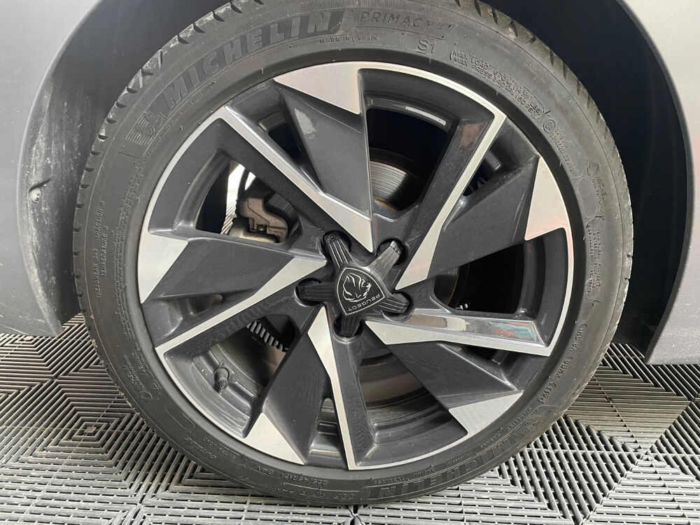 308 PHEV 180 e-EAT8 Allure 2025 occasion 17139 Dompierre-sur-Mer